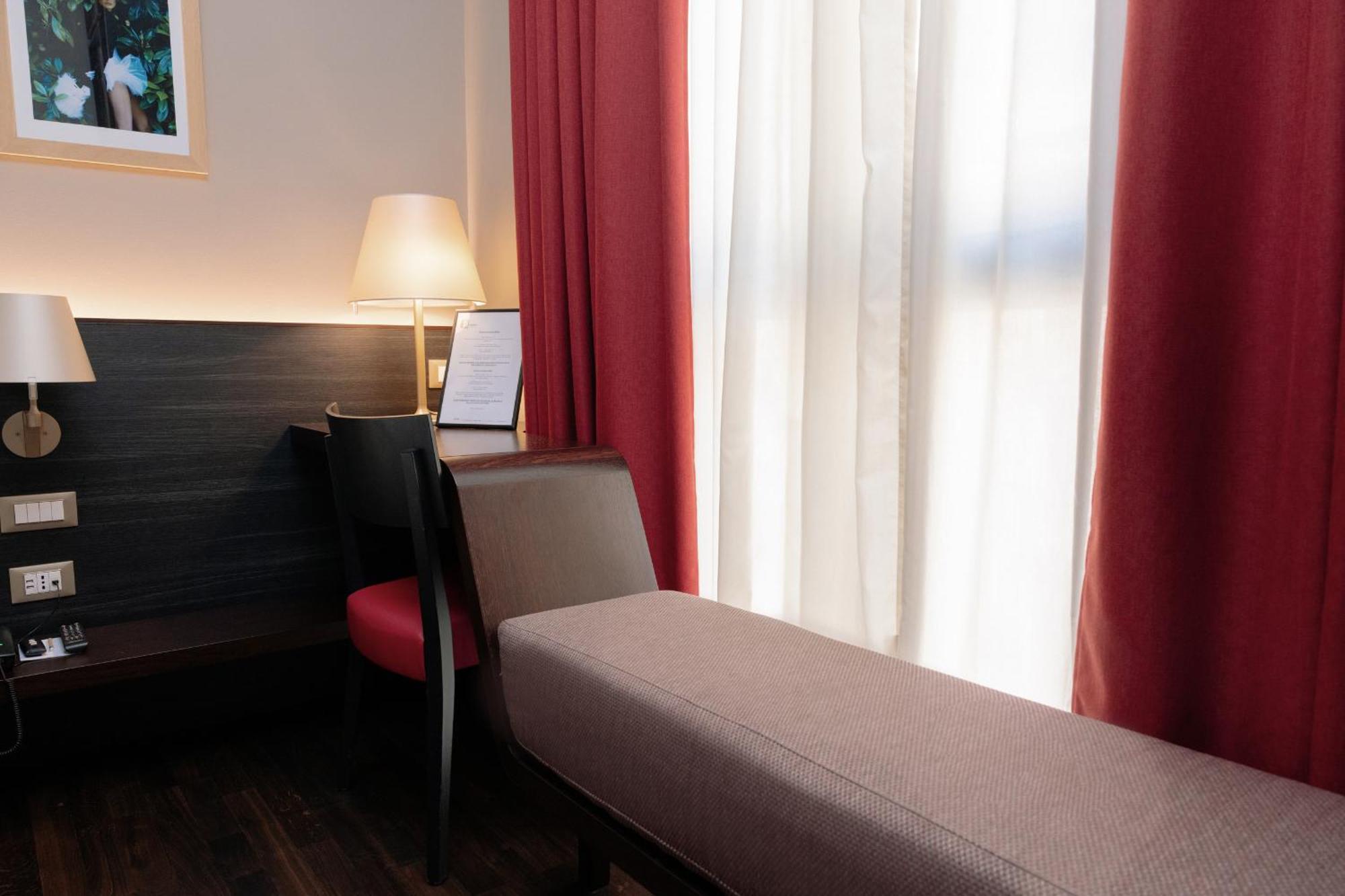 10 Keys Milano Hotel Eksteriør billede